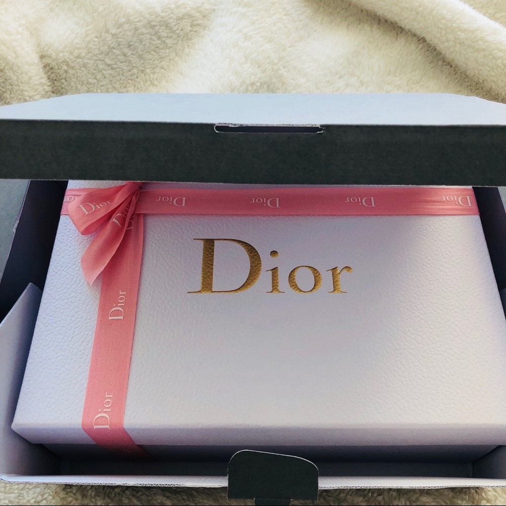DIOR Gift Box w/ Pink Ribbon CD Paper & Sticker - Picture 7 of 8